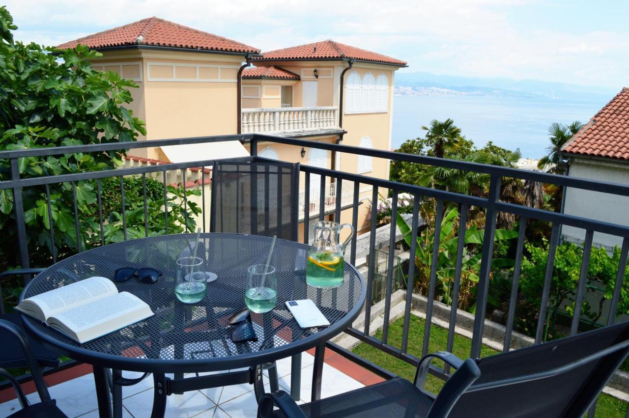 Apartment Mira Опатия Екстериор снимка